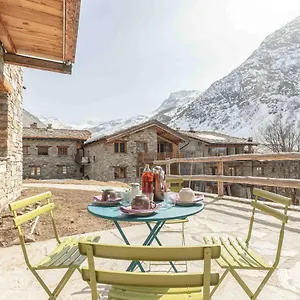 *** Gasthof Le Bois Joli Frankreich