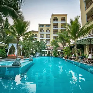 Hotel Essence &