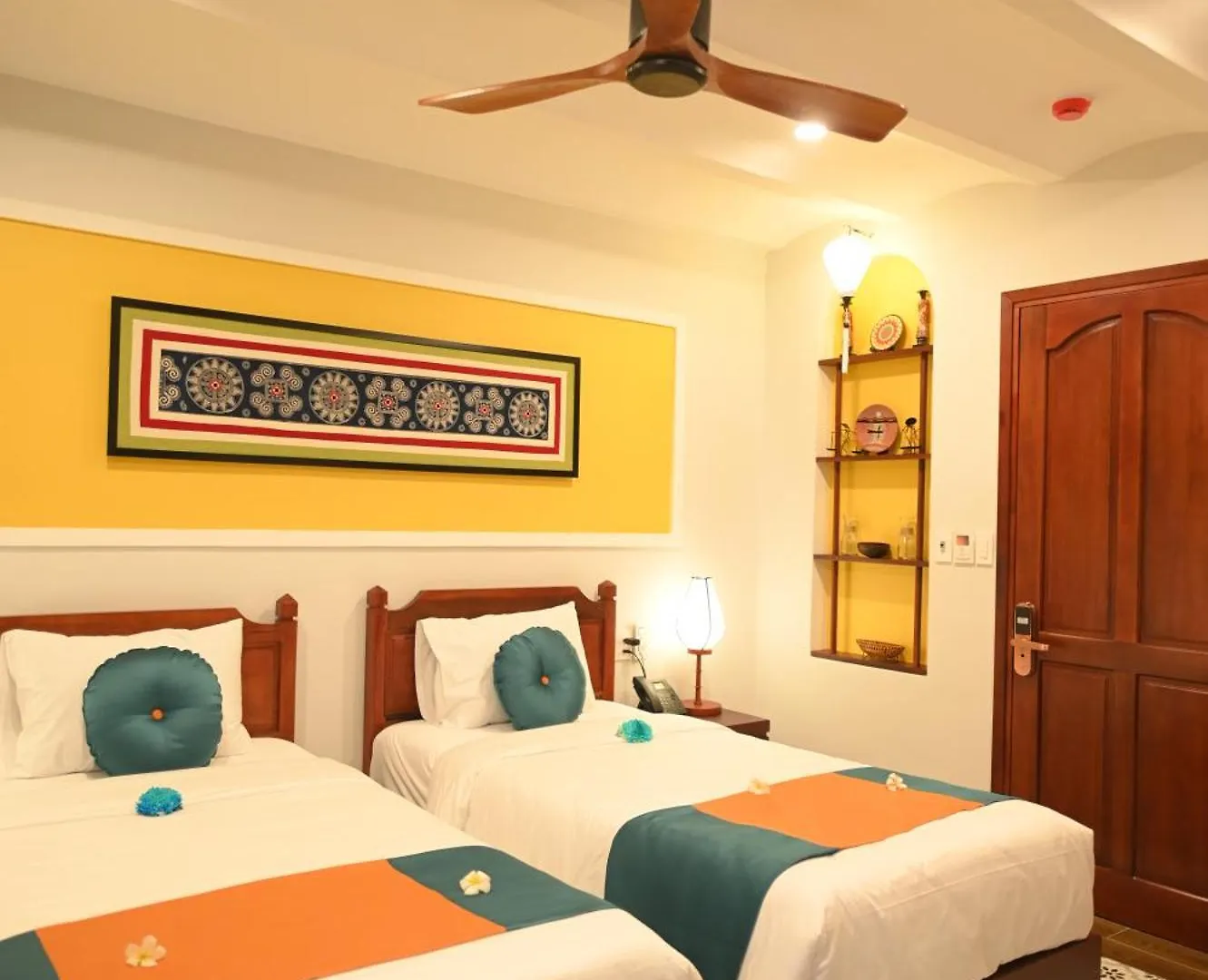De'Colore Villa Hoi An